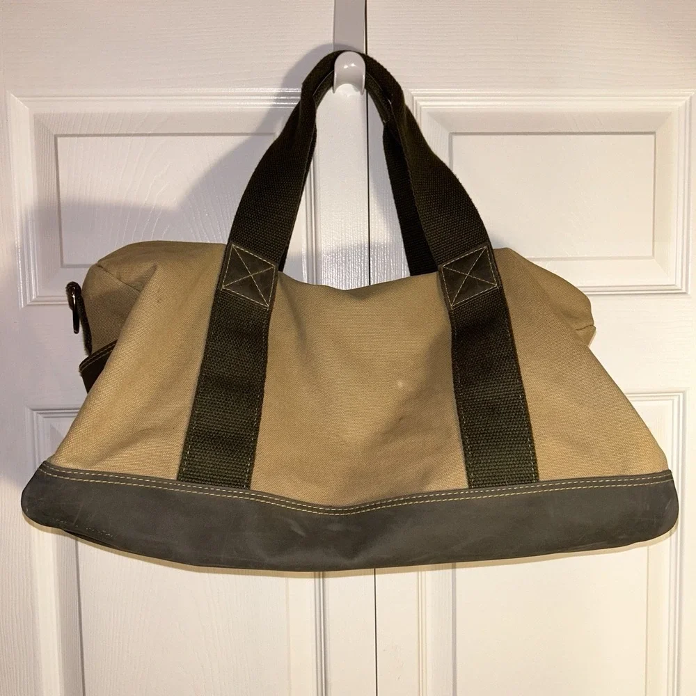 GH Bass & Co. VINTAGE Canvas & Leather Duffle Weekender Bag Tan/Green/Brown RARE